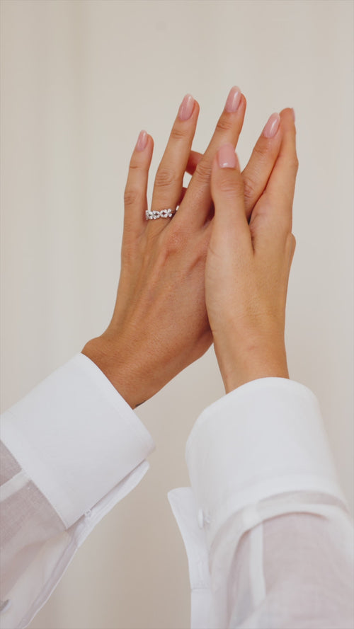 Pierścionek z białego złota z diamentami Jardin Blanc Diamond Ring